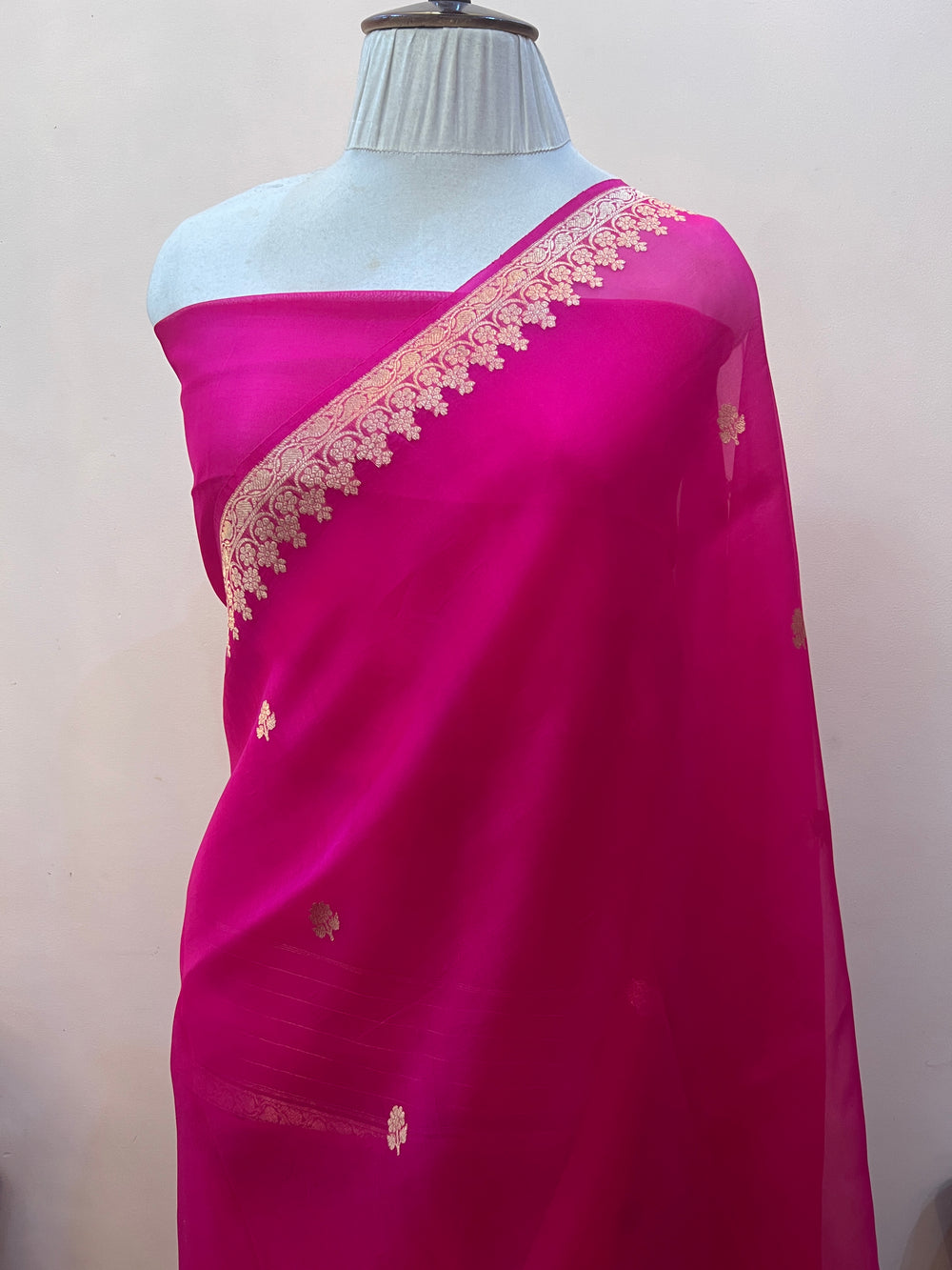 Rani Pink Pure Banarasi Handloom Kora Silk Saree