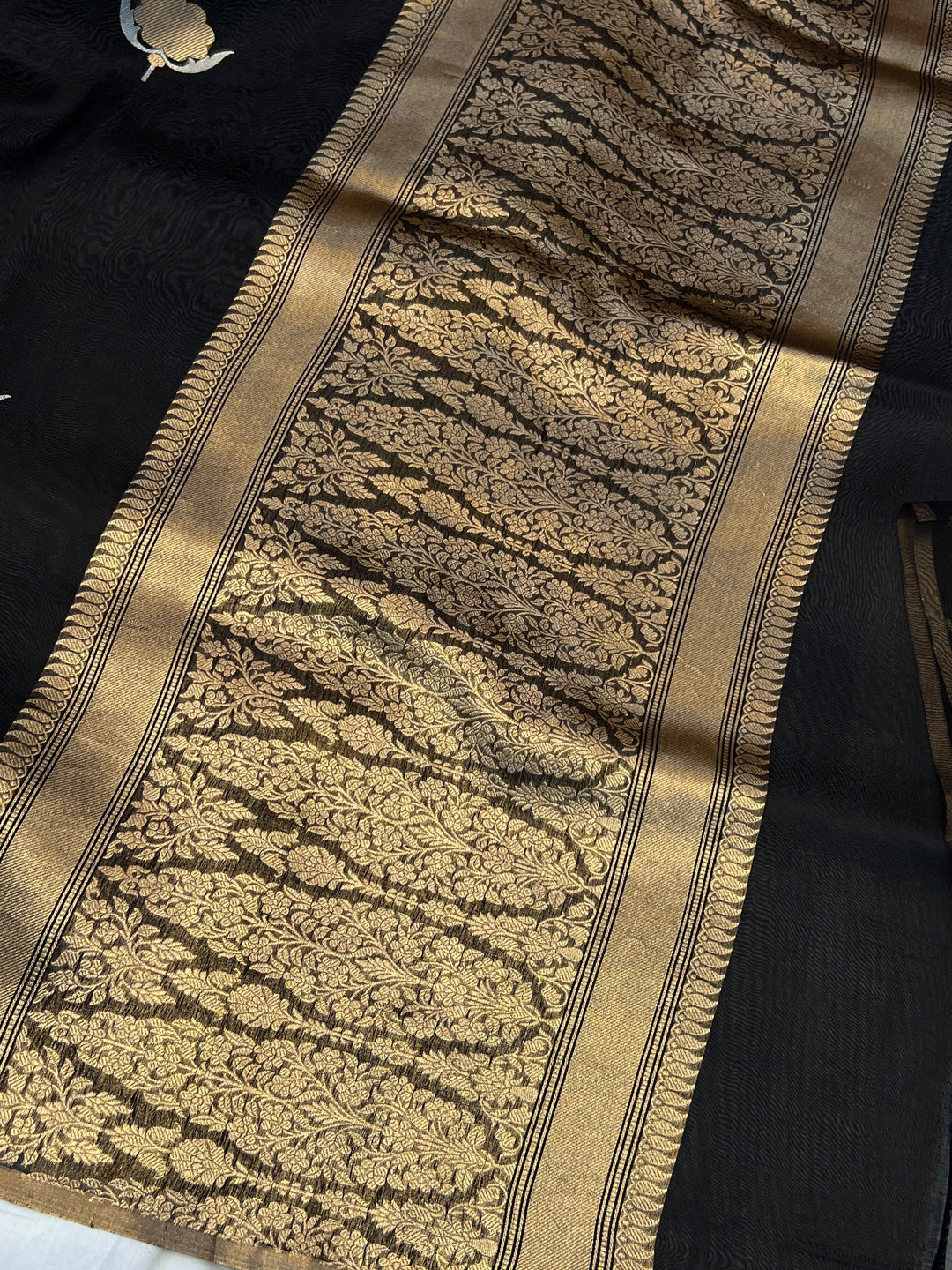 Black Pure Kora Silk Handloom Banarasi Saree