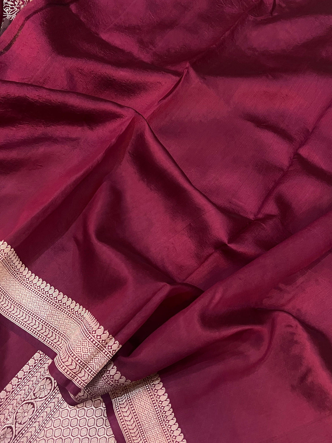 Maroon Pure Banarasi Handloom Silk Saree - Aura Benaras