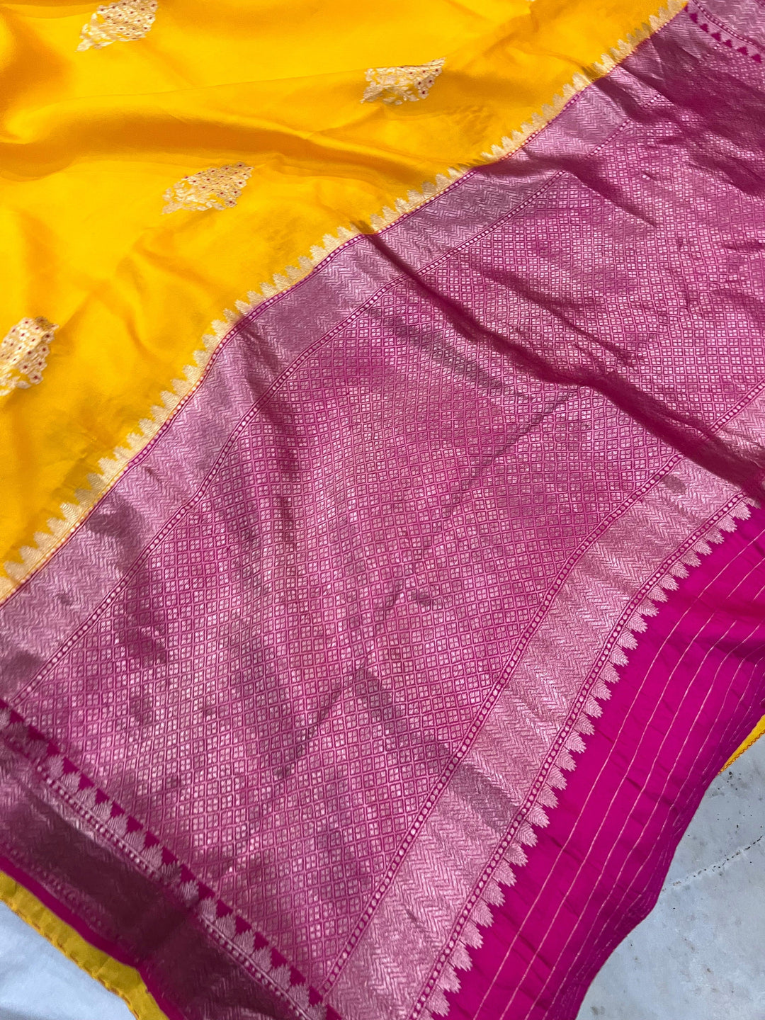 Yellow Pure Banarasi Handloom Silk Saree