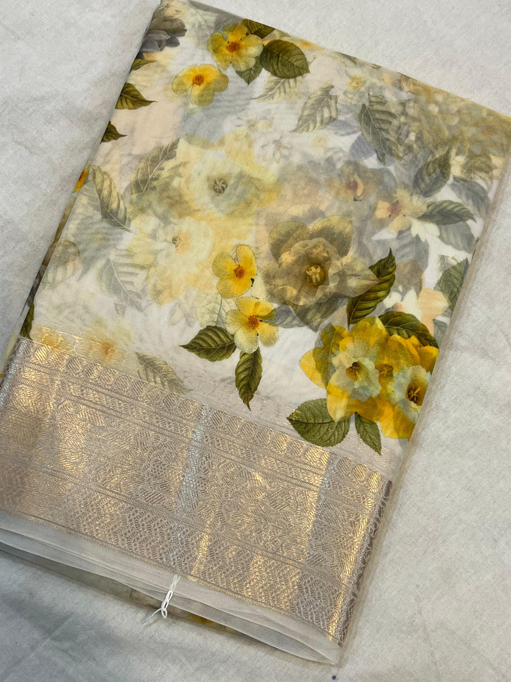 White Banarasi Handloom Kora Silk Saree | Aura Benaras