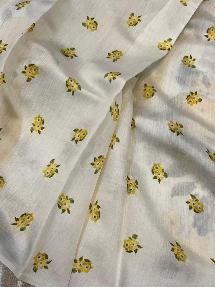 White Banarasi Handloom Kora Silk Saree | Aura Benaras