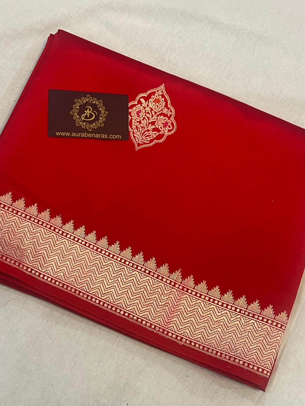 Buy Red Pure Banarasi Handloom Silk Saree | Aura Benaras