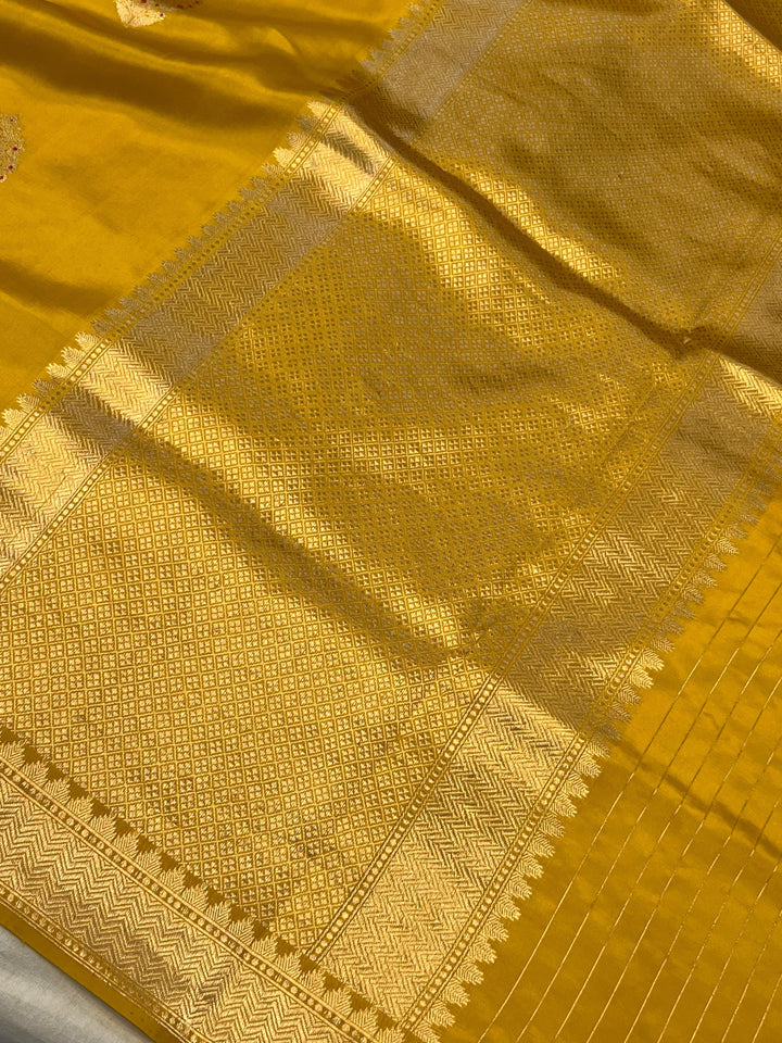 Yellow Pure Banarasi Handloom Silk Saree | Aura Benaras