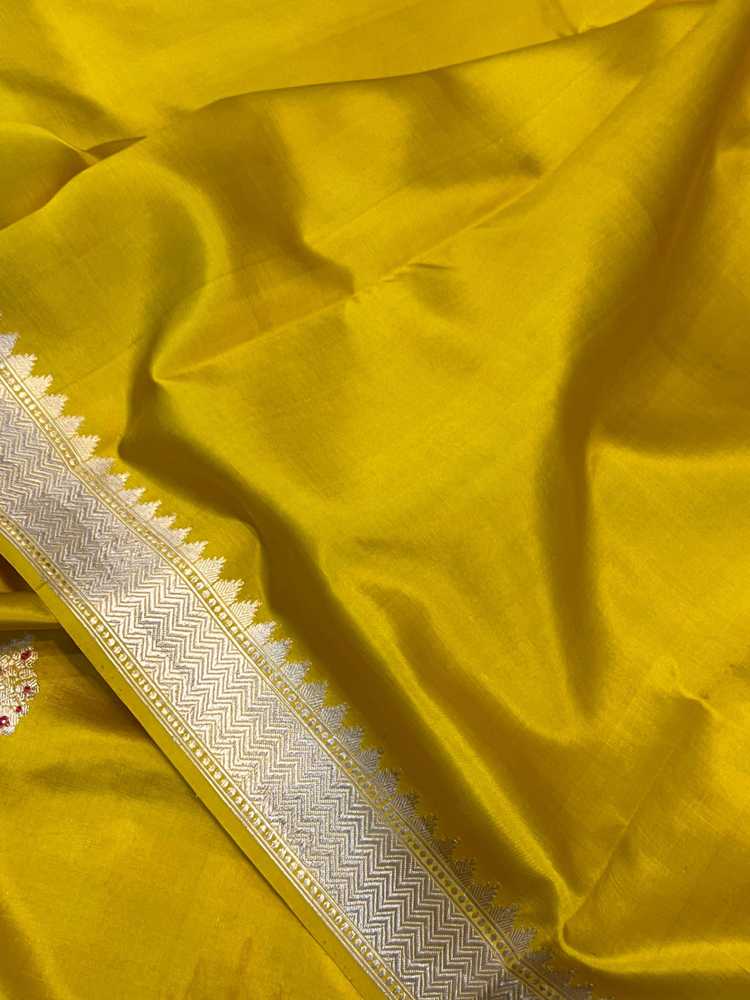 Yellow Pure Banarasi Handloom Silk Saree | Aura Benaras