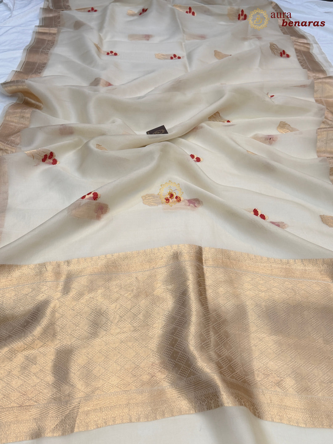 Off White Kora Silk Banarasi Saree with Kadhwa Zari & Meenakari