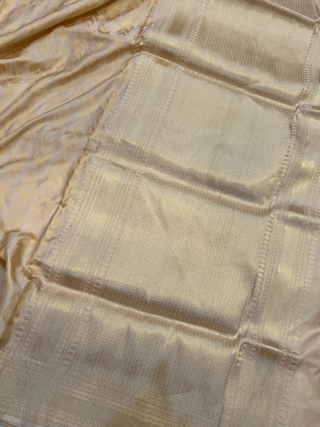 Shop Tanchui Katan Silk Banarasi Saree with Kadhwa Border