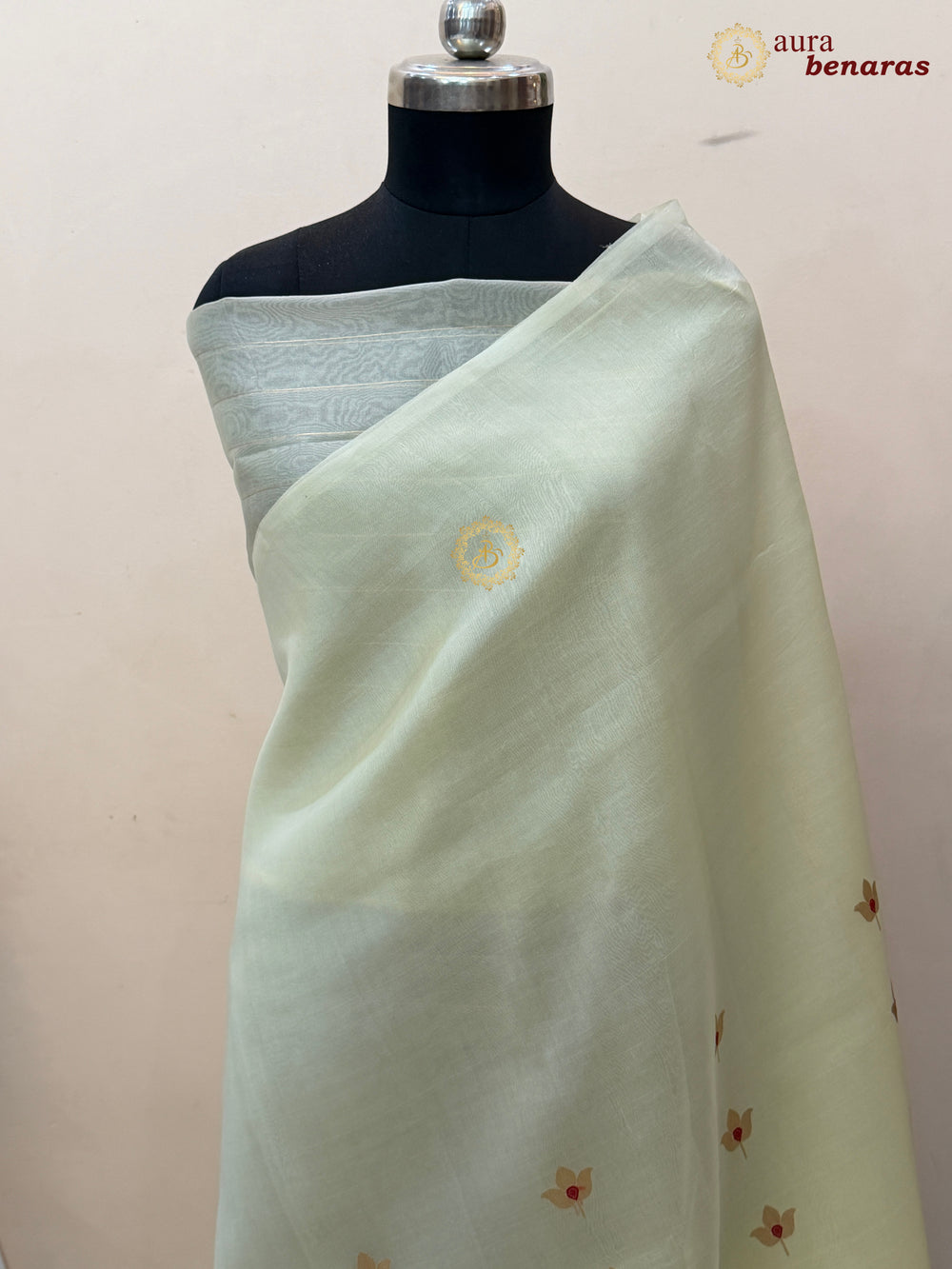 Off White Pure Kora Silk Banarasi Saree with Kadhwa Meenakari Lotus