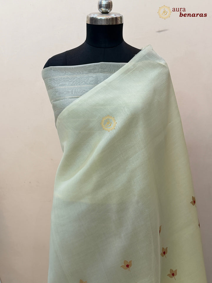 Off White Pure Kora Silk Banarasi Saree with Kadhwa Meenakari Lotus