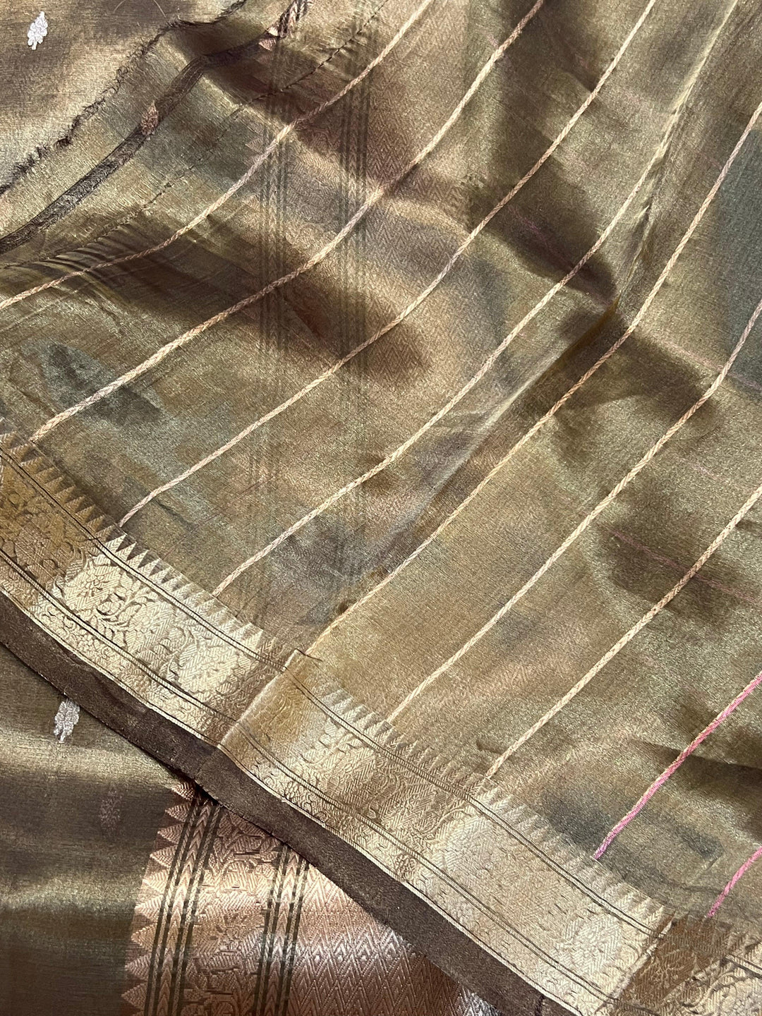 Chocolate Brown Banarasi Handloom Organza Tissue Silk Saree - Aura Benaras