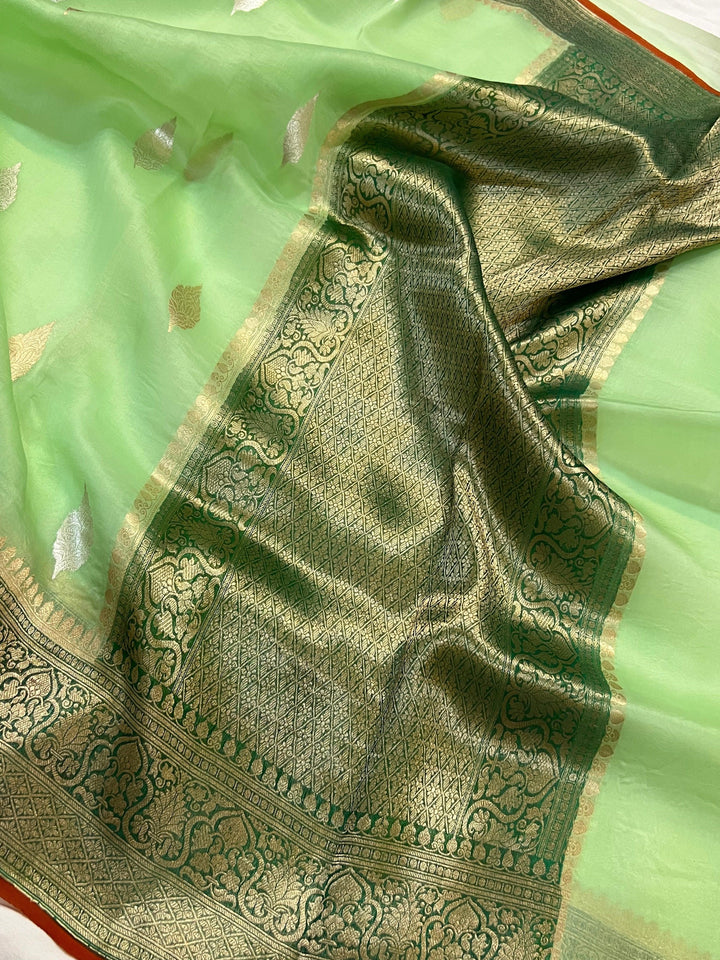 Pista Green Banarasi Handloom Kora Silk Saree - Aura Benaras