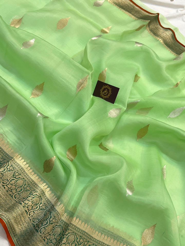 Pista Green Banarasi Handloom Kora Silk Saree - Aura Benaras