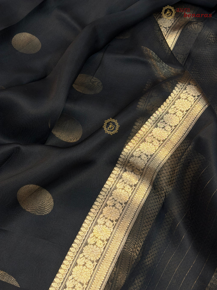Black Pure Banarasi Handloom Silk Saree - Aura Benaras
