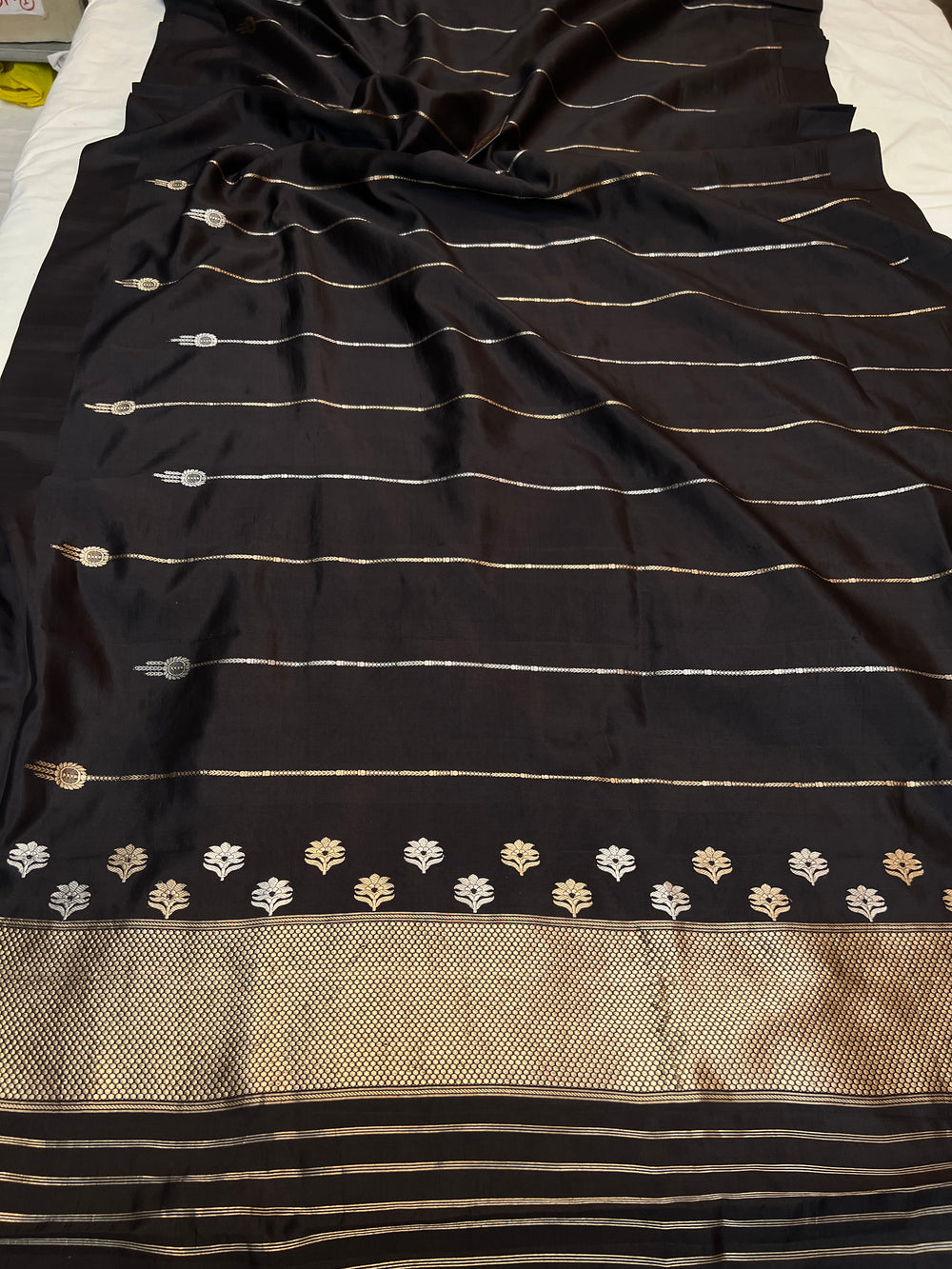 Black Pure Silk Handloom Banarasi Saree