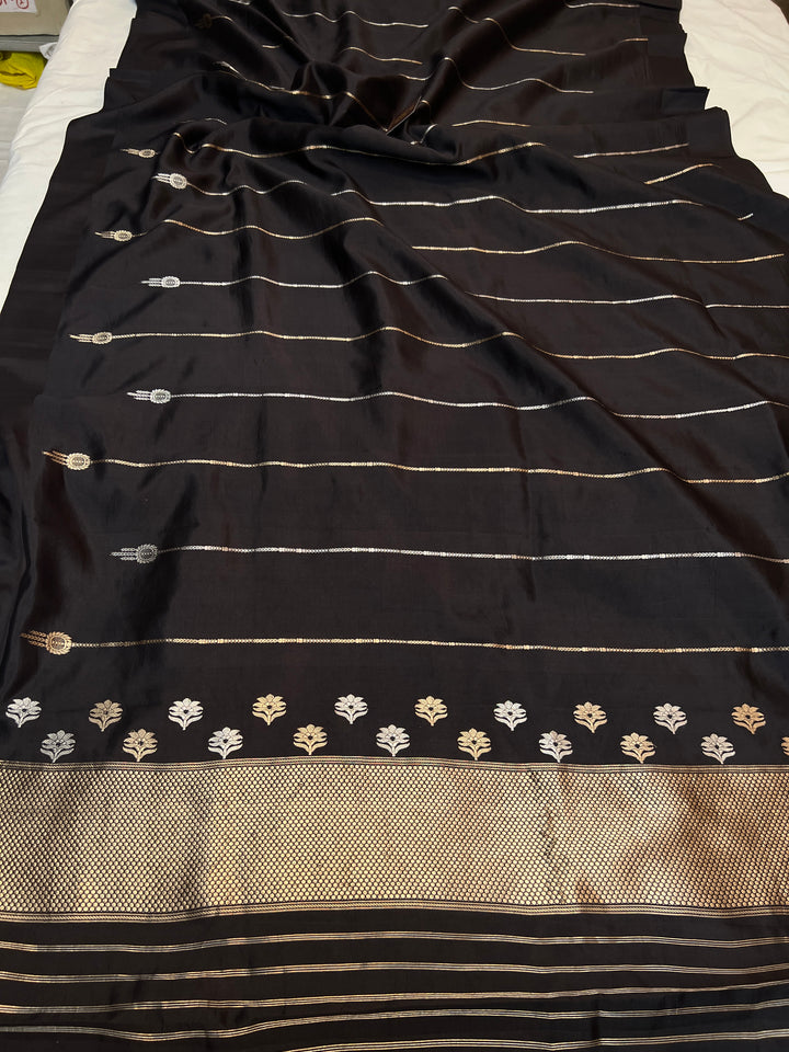 Black Pure Silk Handloom Banarasi Saree