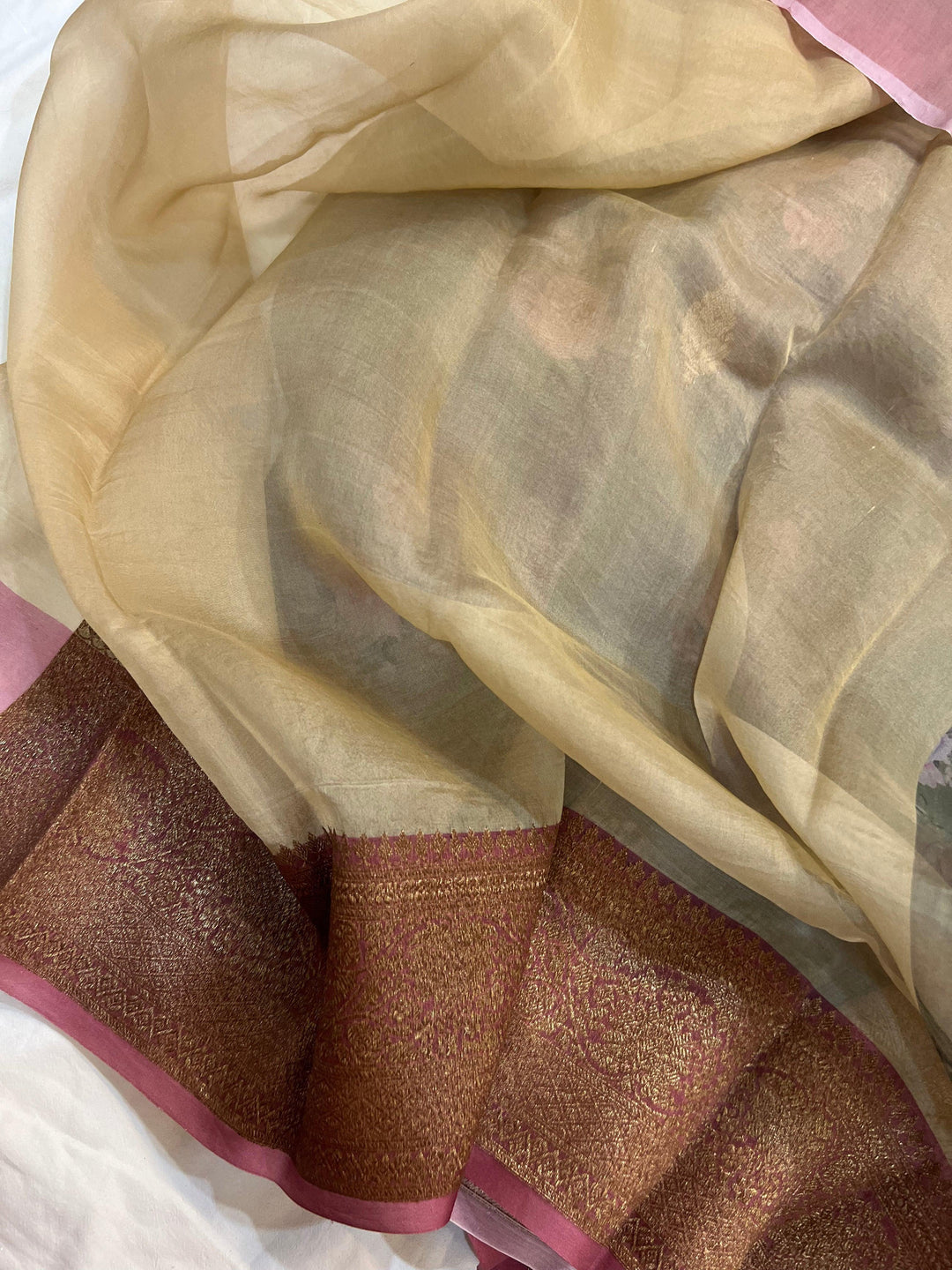 Cream Shaded Banarasi Handloom Kora Silk Saree - Aura Benaras