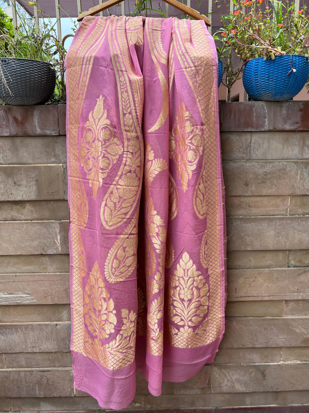 Light Pink Pure Banarasi Handloom Georgette Dupatta - Aura Benaras