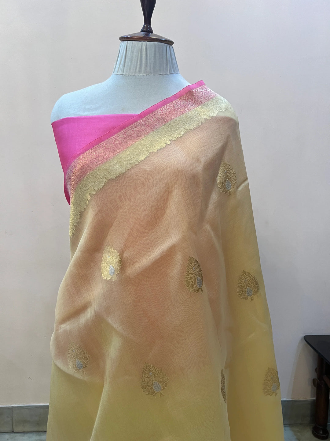 Pale Yellow Pure Kora Silk Handloom Banarasi Saree