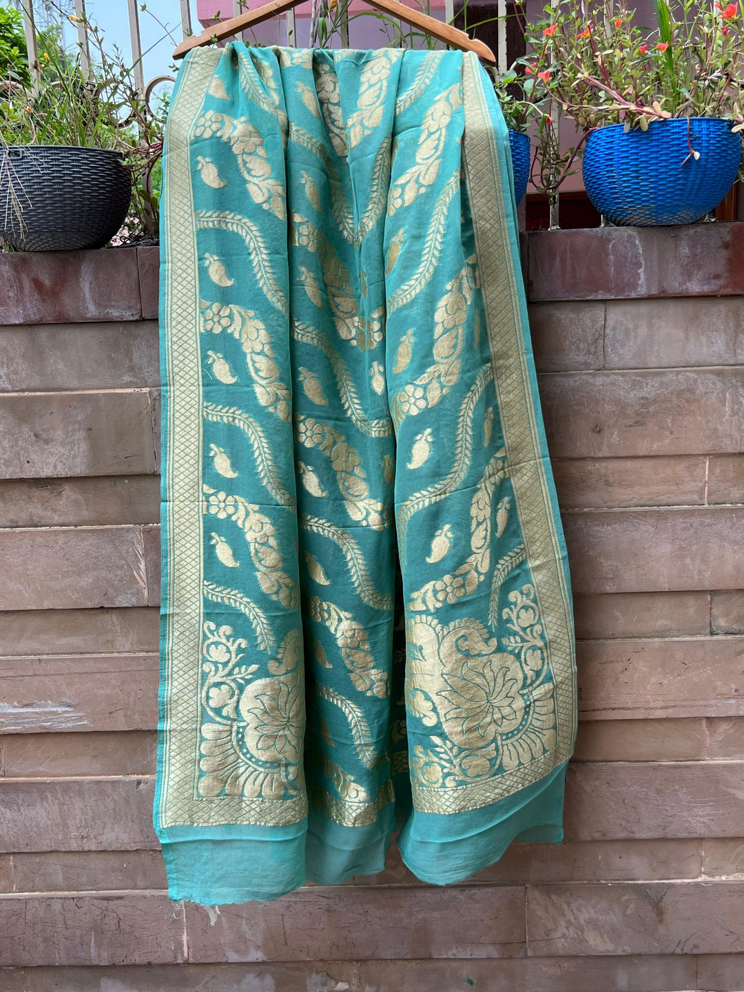 Greyish Green Pure Banarasi Handloom Georgette Dupatta - Aura Benaras