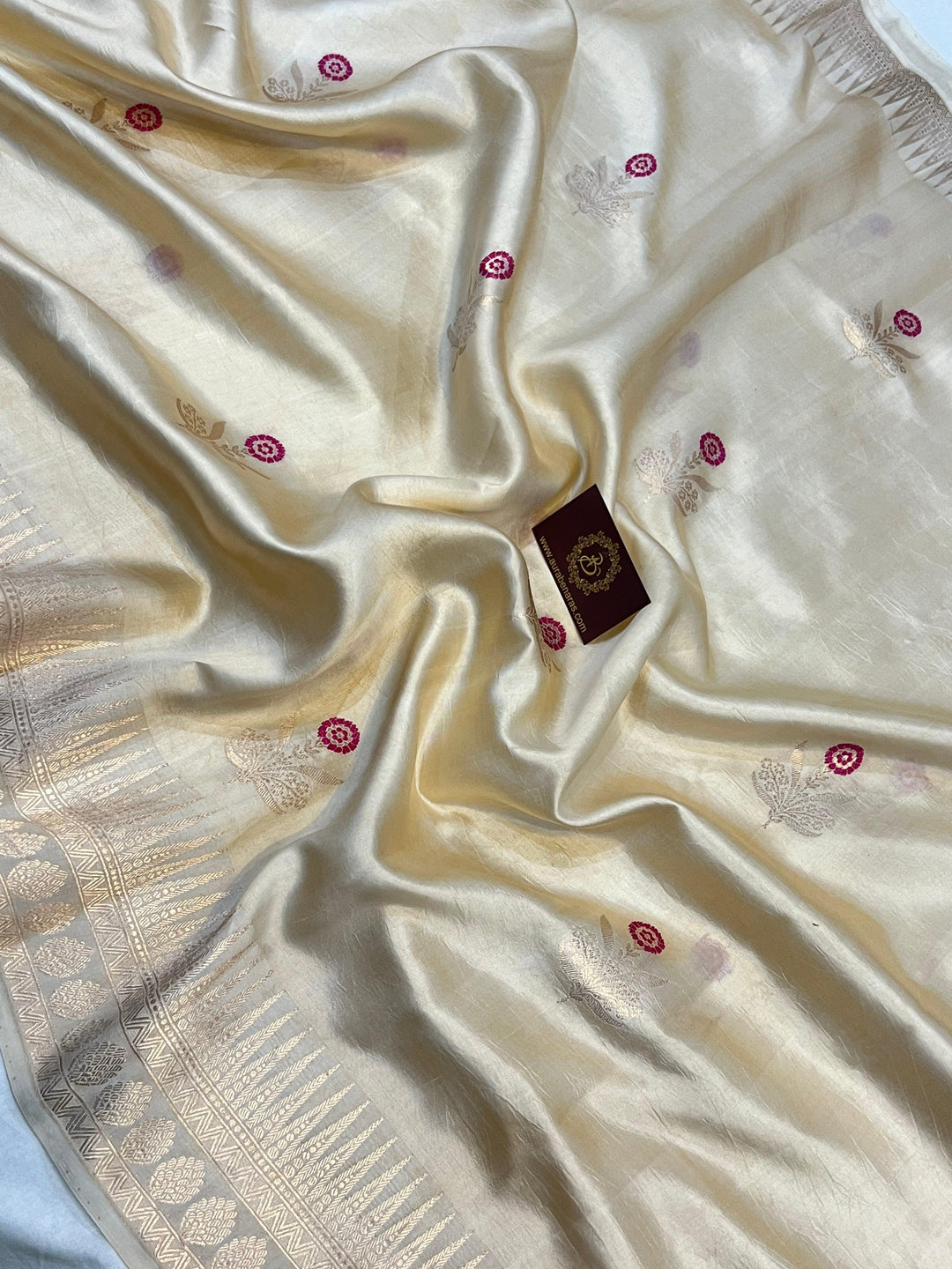 Cream Pure Banarasi Handloom Silk Saree | Aura Benaras