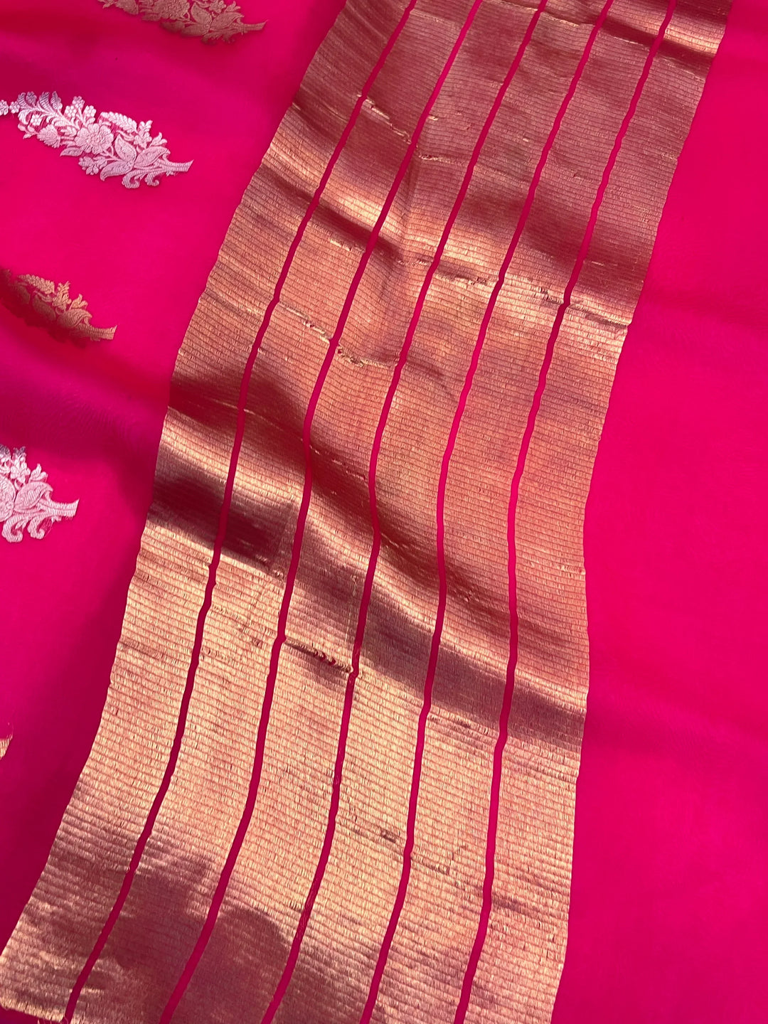 Rani Pink Pure Kora Silk Handloom Banarasi Saree