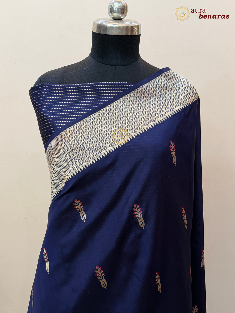 Navy Blue Pure Silk Handloom Banarasi Saree - AuraBenaras