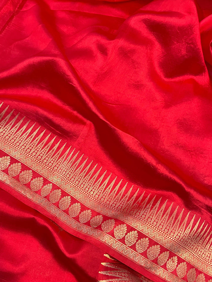 Buy Orangish Pink Pure Banarasi Handloom Silk Saree | Aura Benaras