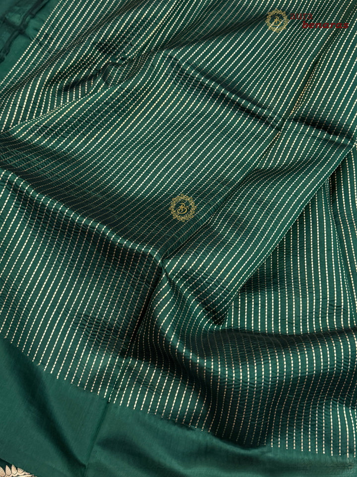 Bottle Green Pure Silk Handloom Banarasi Saree - AuraBenaras