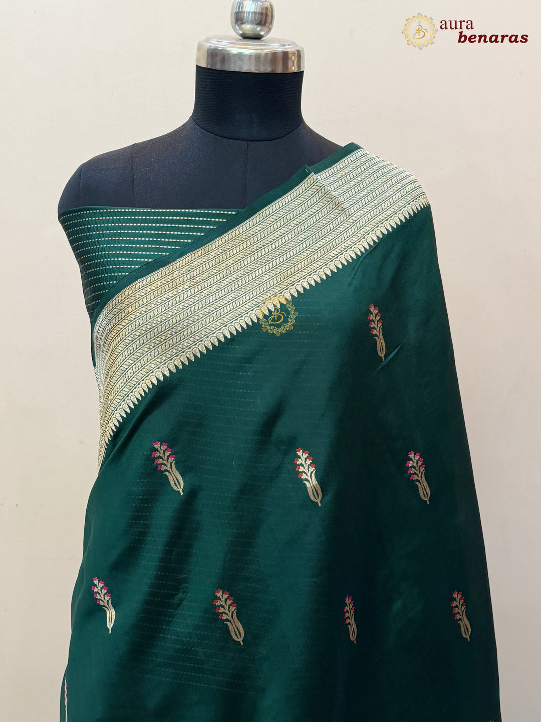Bottle Green Pure Silk Handloom Banarasi Saree - AuraBenaras