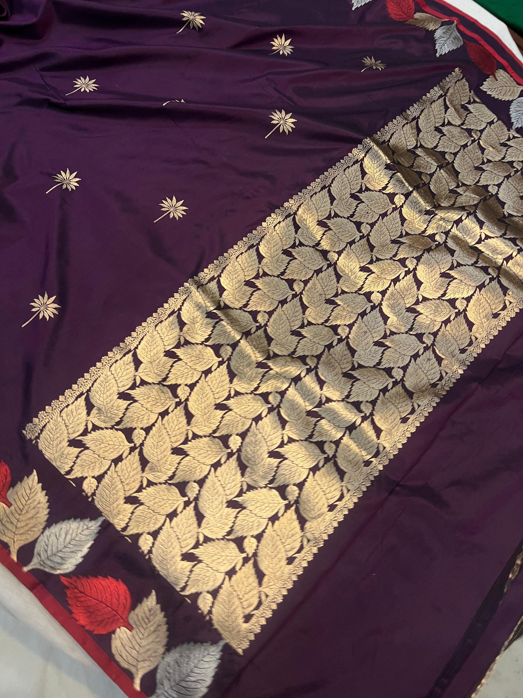 Wine Banarasi Handloom Katan Silk Saree - Aura Benaras