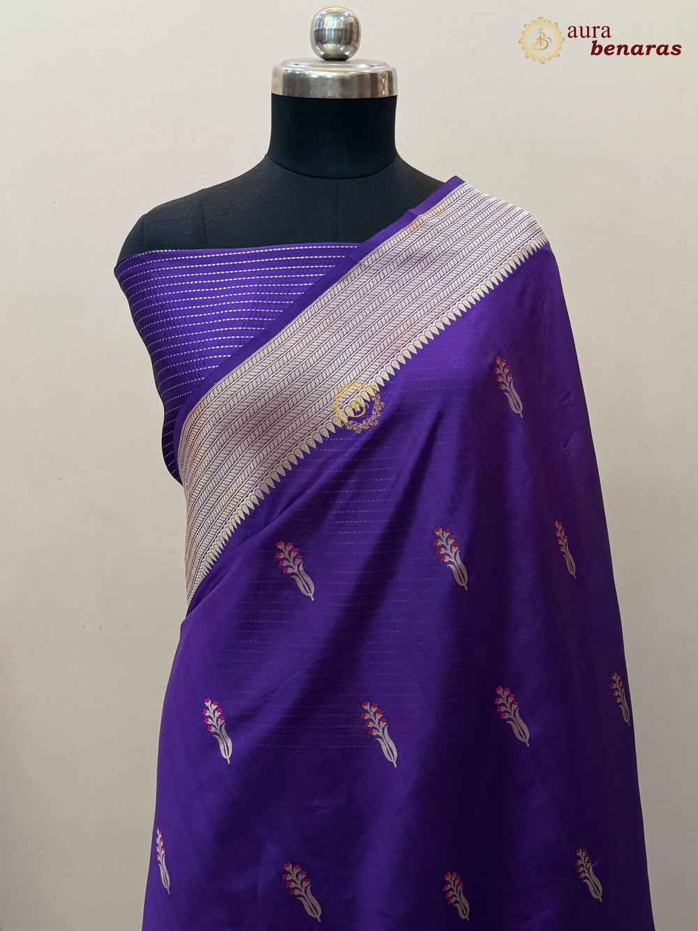 Purple Pure Silk Handloom Banarasi Saree - AuraBenaras