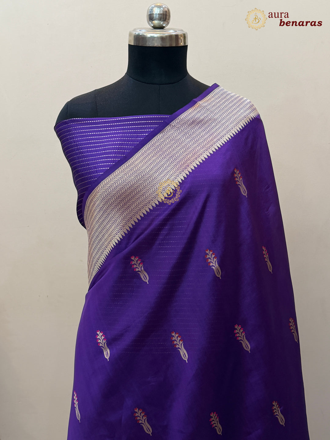 Purple Pure Silk Handloom Banarasi Saree - AuraBenaras