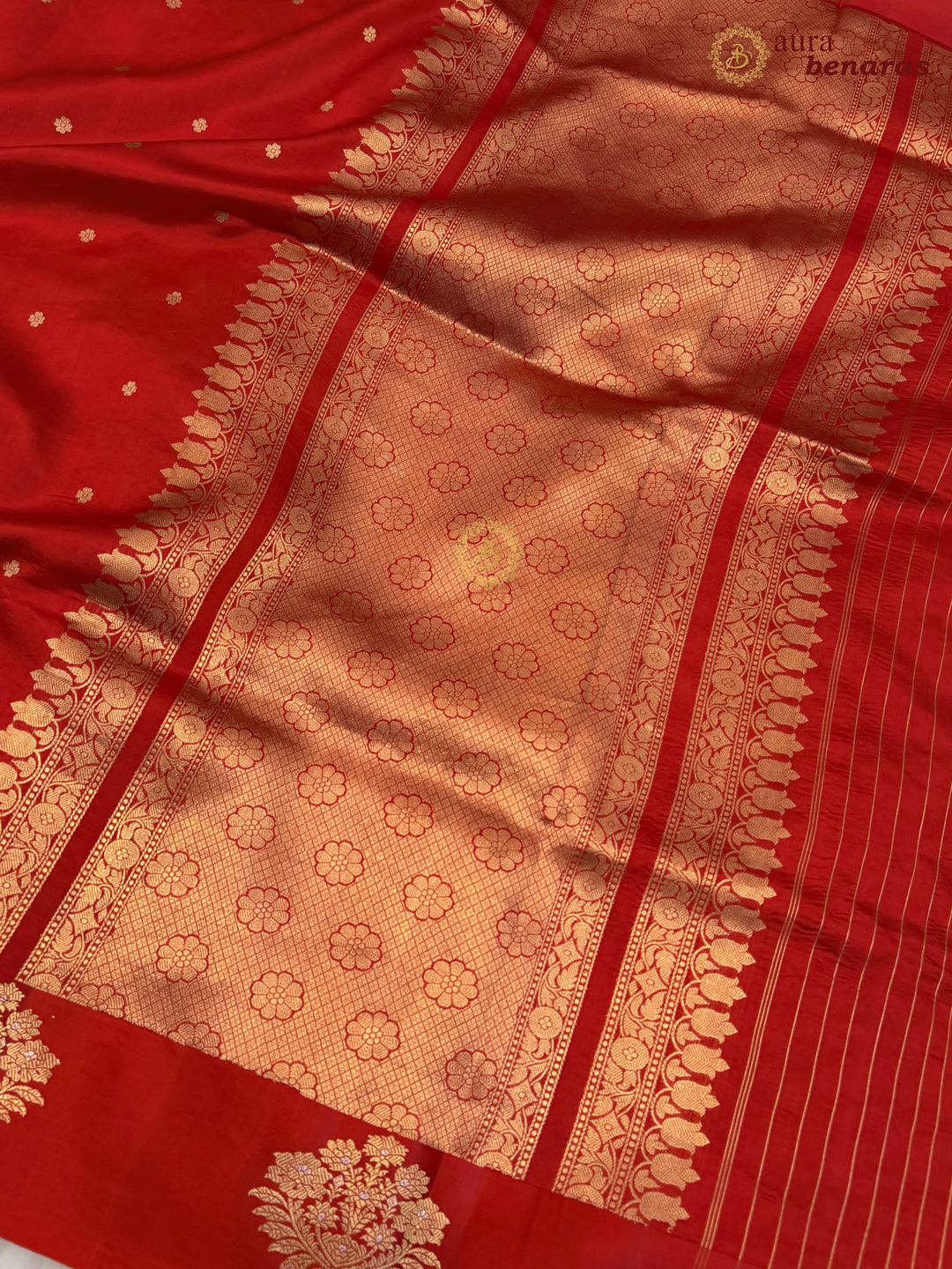 Red Pure Banarasi Handloom Silk Saree - Aura Benaras