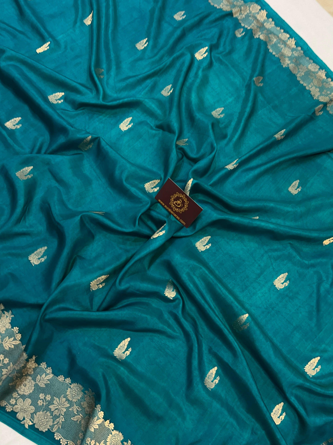 Buy Rama Green Pure Banarasi Handloom Katan Silk Saree | Aura Benaras
