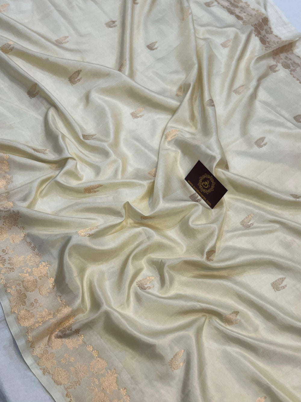 Buy Cream Pure Banarasi Handloom Katan Silk Saree | Aura Benaras