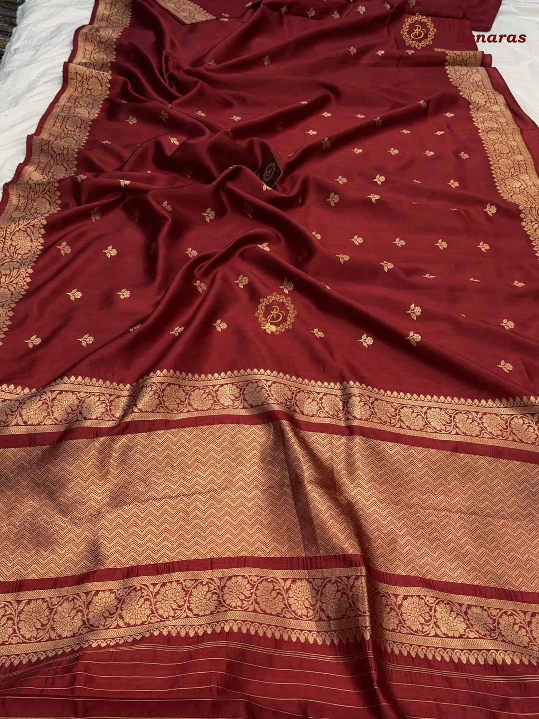 Buy Maroon Pure Banarasi Handloom Silk Saree Aura Benaras