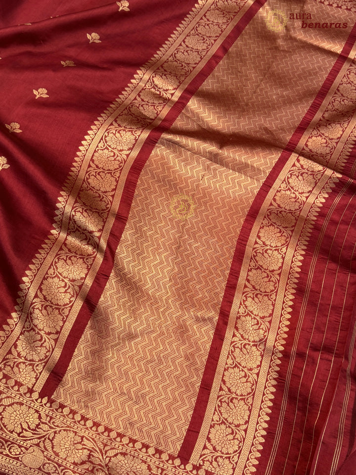 Buy Maroon Pure Banarasi Handloom Silk Saree Aura Benaras