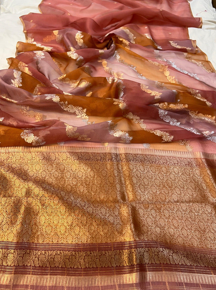 Onion Rangkaat Banarasi Handloom Kora Silk Saree - Aura Benaras