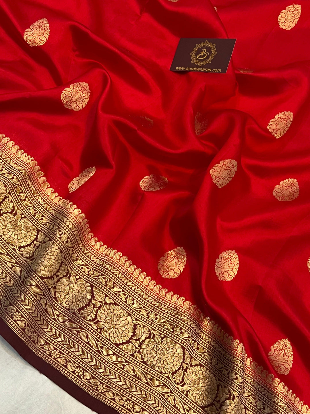 Red Pure Banarasi Handloom Silk Saree Online | Aura Benaras