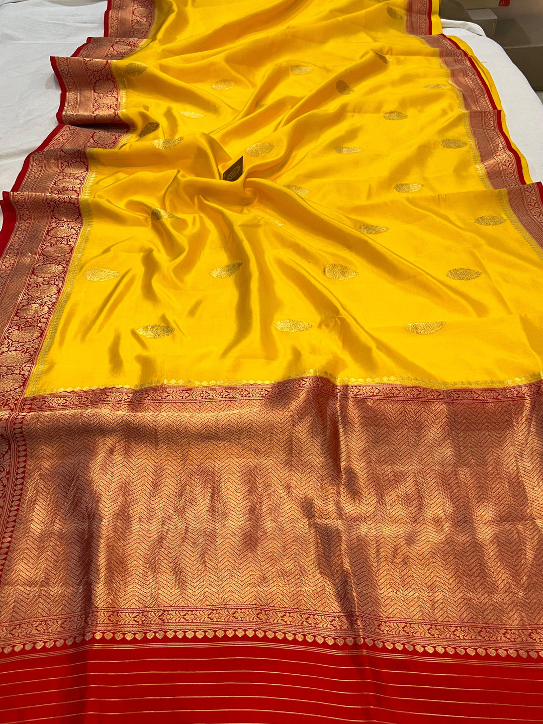 Yellow Pure Banarasi Handloom Silk Saree Online | Aura Benaras
