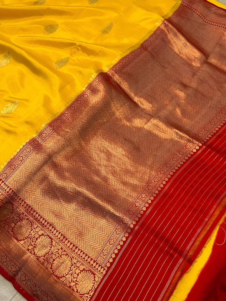 Yellow Pure Banarasi Handloom Silk Saree Online | Aura Benaras
