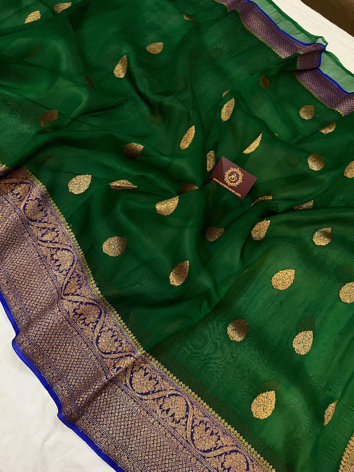 Emerald Green Banarasi Handloom Kora Silk Saree - Aura Benaras