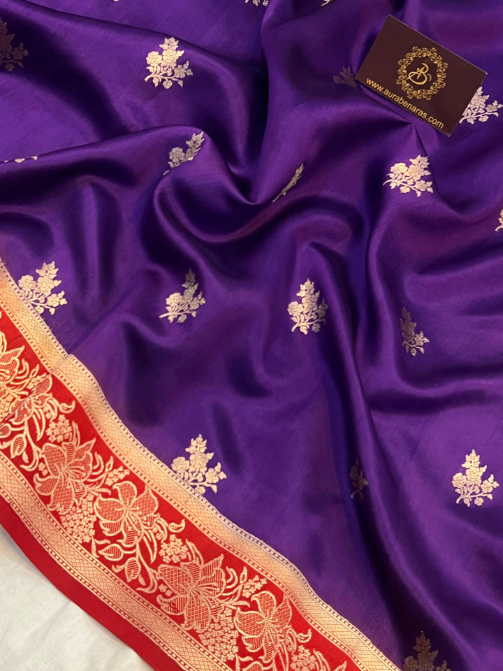 Handwoven Kadhwa floral motifs on luxurious Banarasi silk fabric