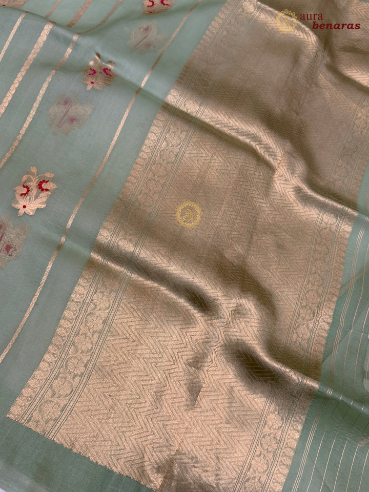 Pista Green Pure Kora Silk Handloom Banarasi Saree with Kadhwa Weave