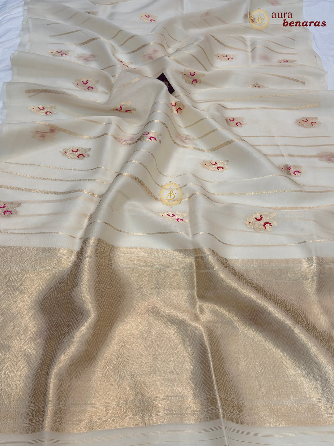 Off White Pure Kora Silk Handloom Banarasi Saree with Kadhwa Weave