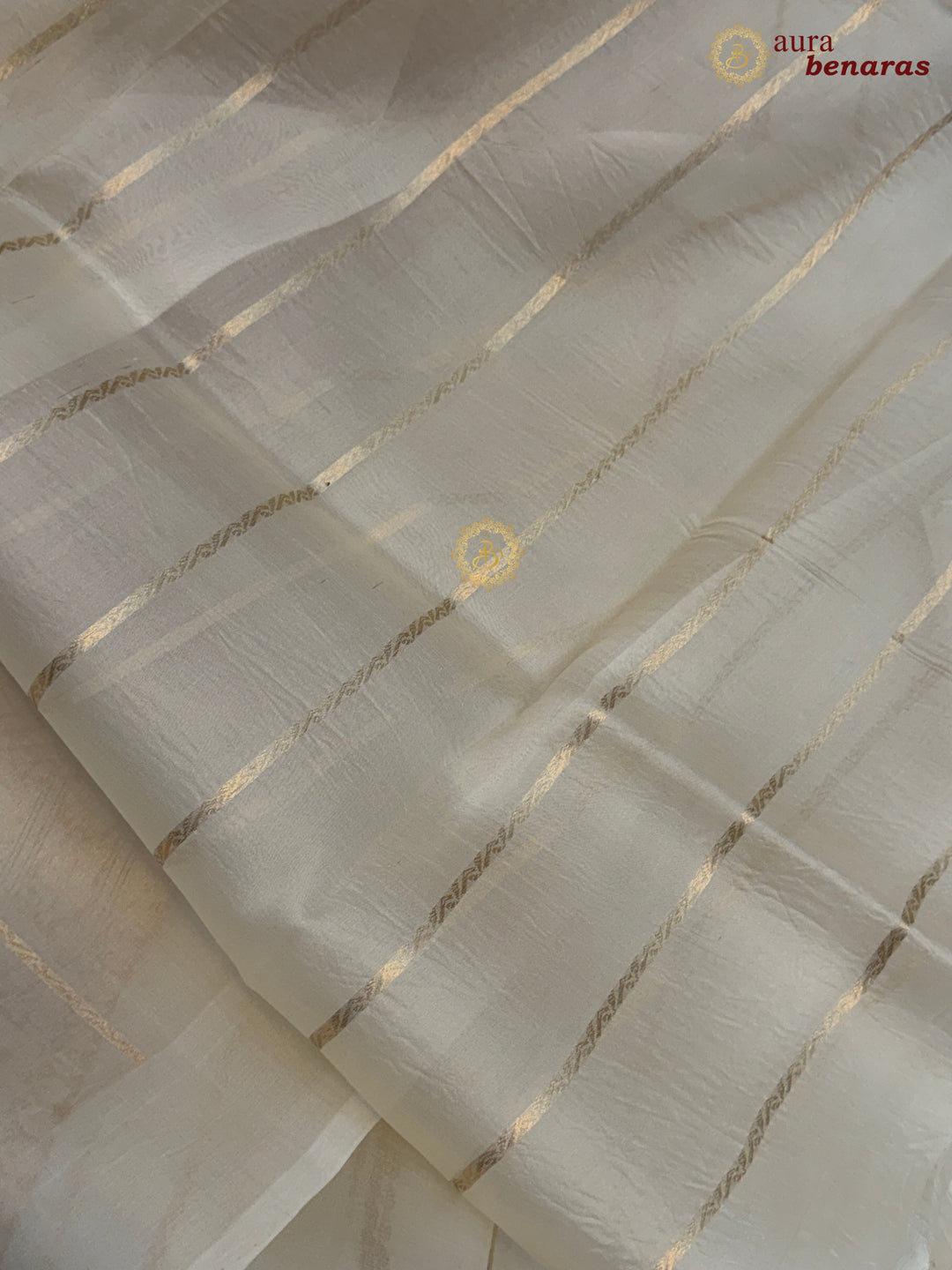 Off White Pure Kora Silk Handloom Banarasi Saree with Kadhwa Weave