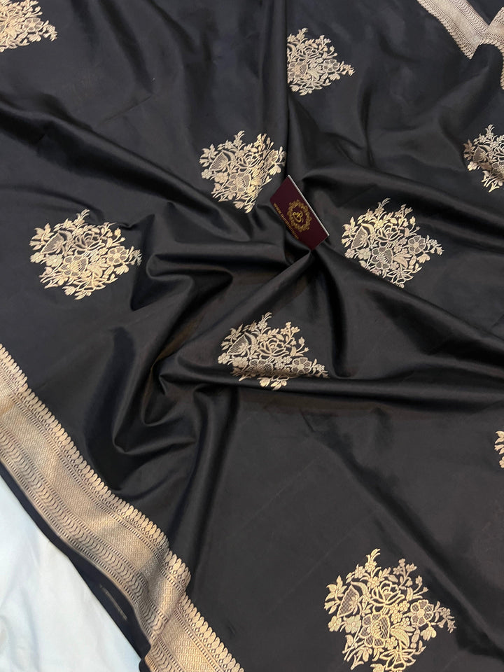 Black Pure Banarasi Handloom Silk Saree - Aura Benaras