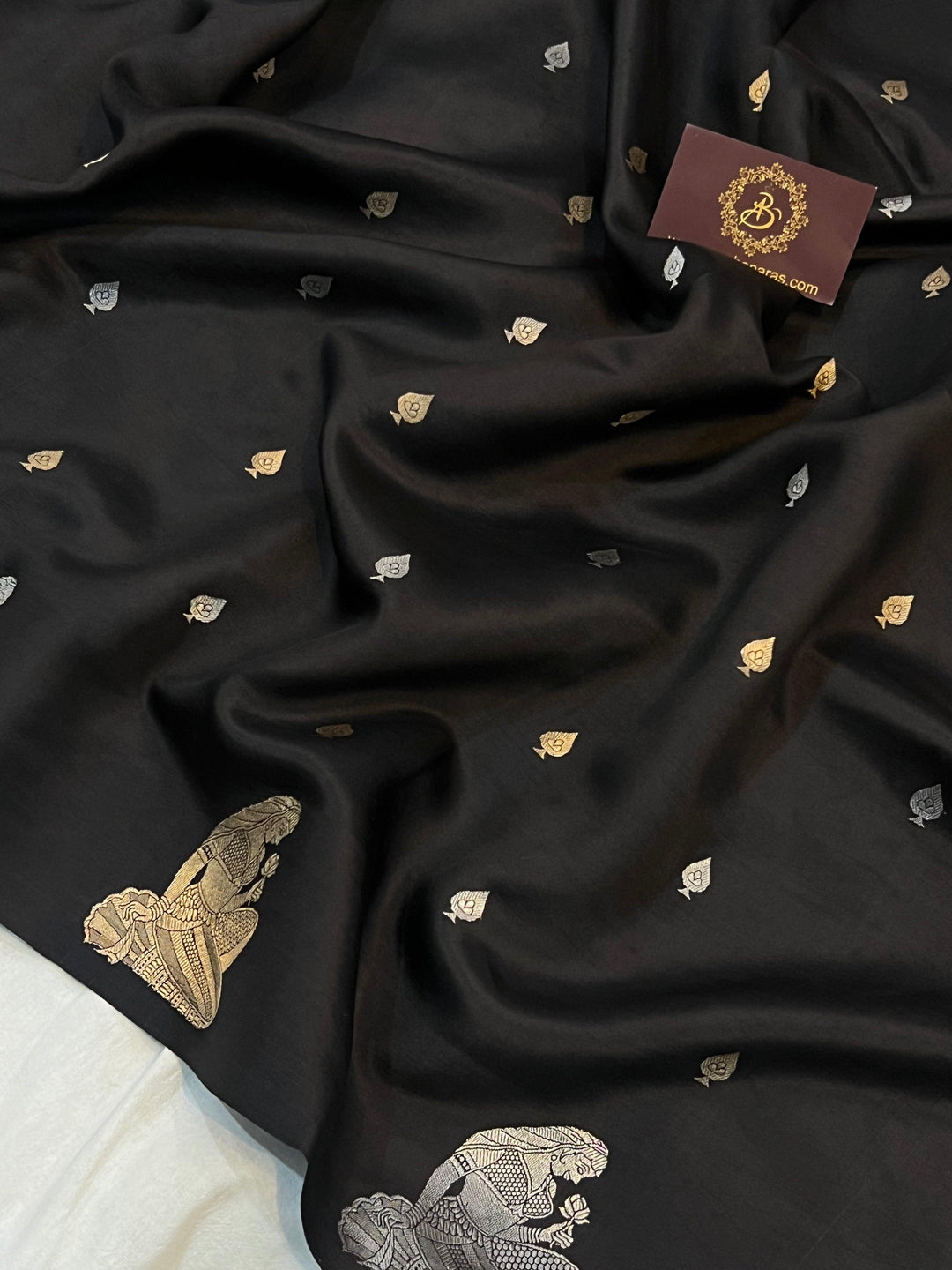 Black Pure Banarasi Handloom Silk Saree - Aura Benaras