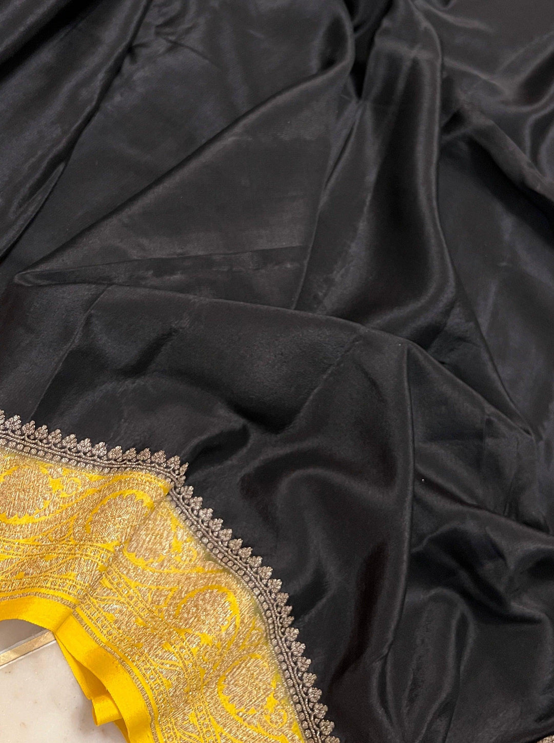 Black Pure Banarasi Khaddi Crepe Silk Saree - Aura Benaras