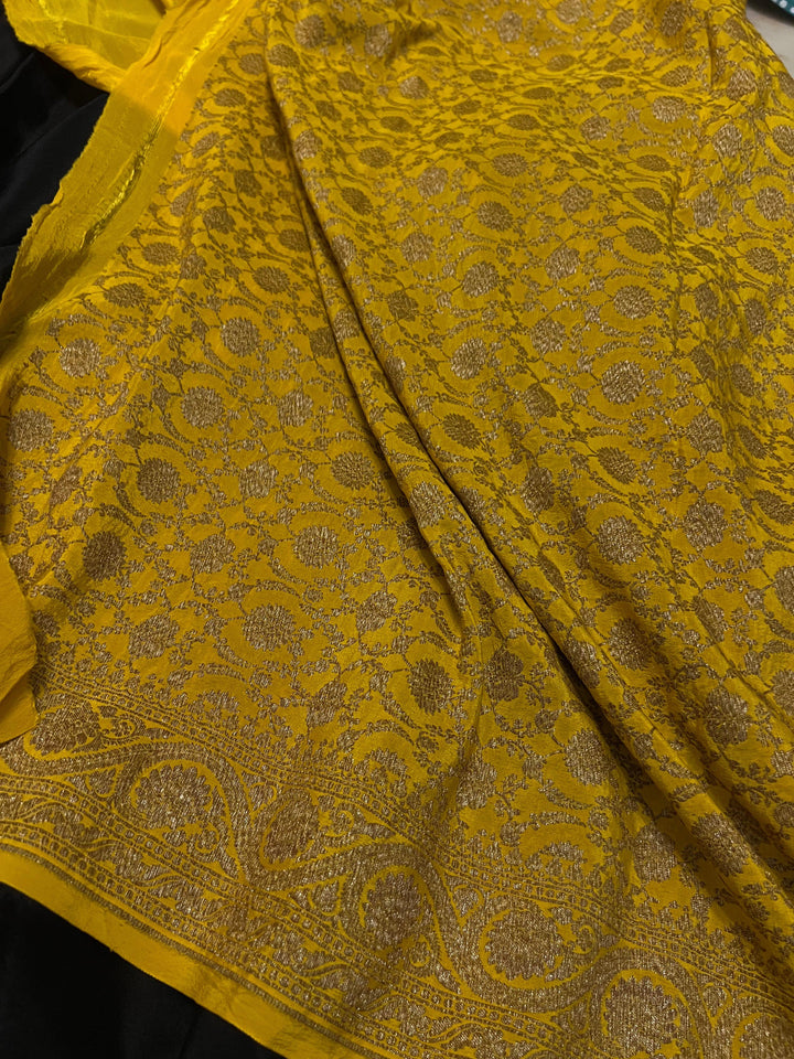 Black Pure Banarasi Khaddi Crepe Silk Saree - Aura Benaras